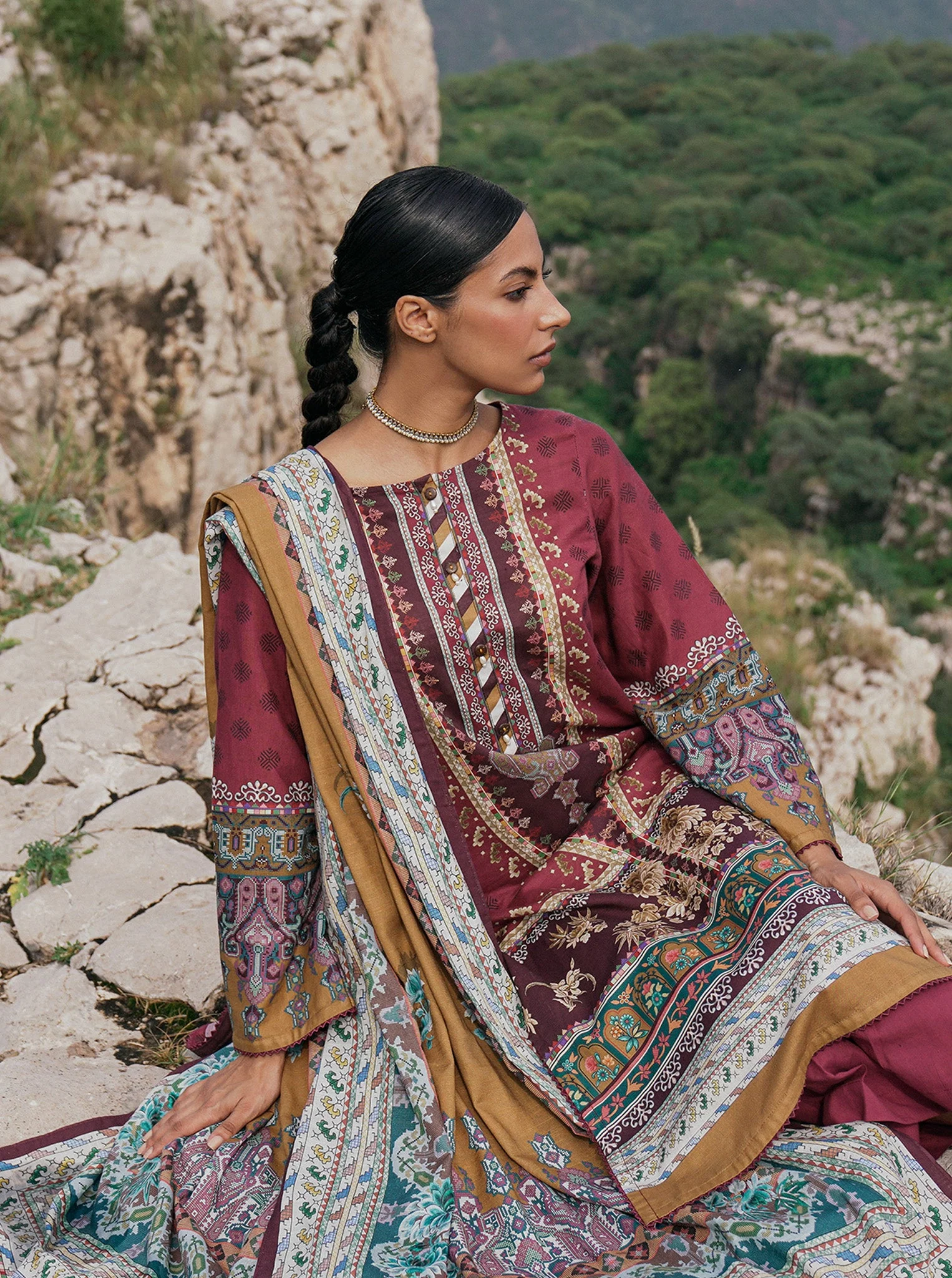 3 PIECE - PRINTED KHADDAR SUIT - PLUM ROCOCO - Image 2