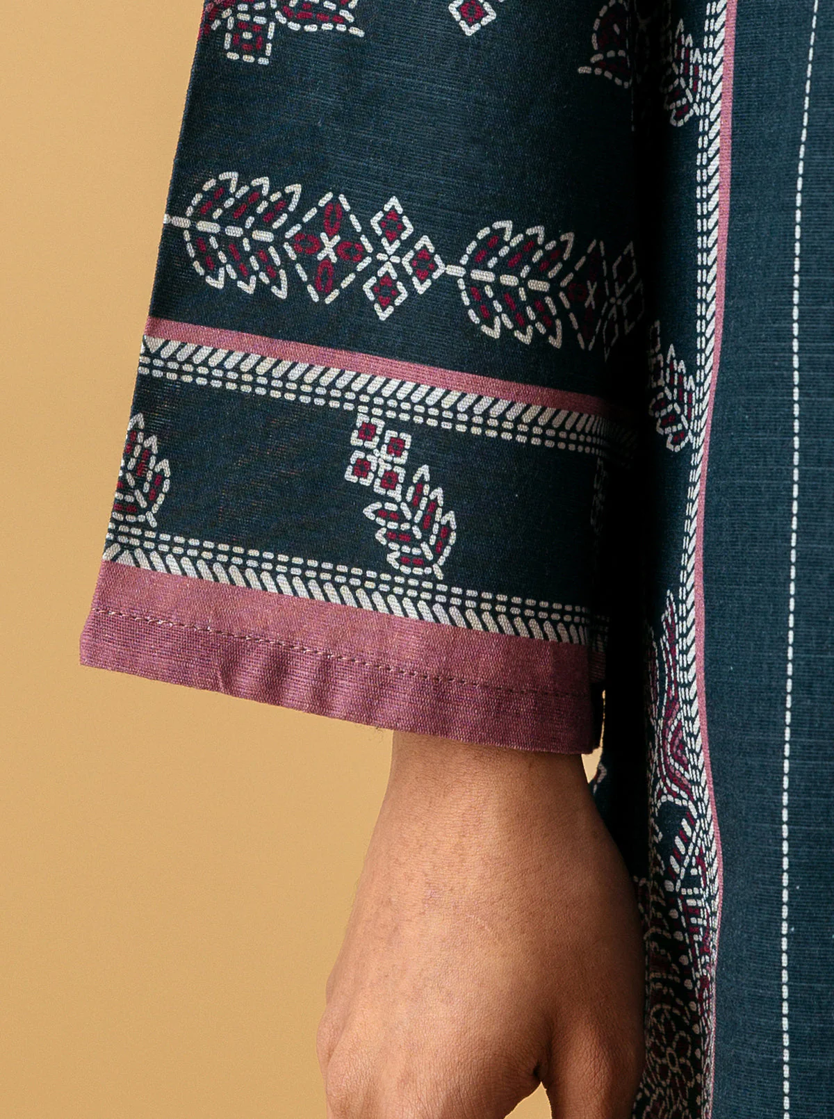 2 PIECE - PRINTED KHADDAR SUIT - MAJESTIC COAL - Image 3
