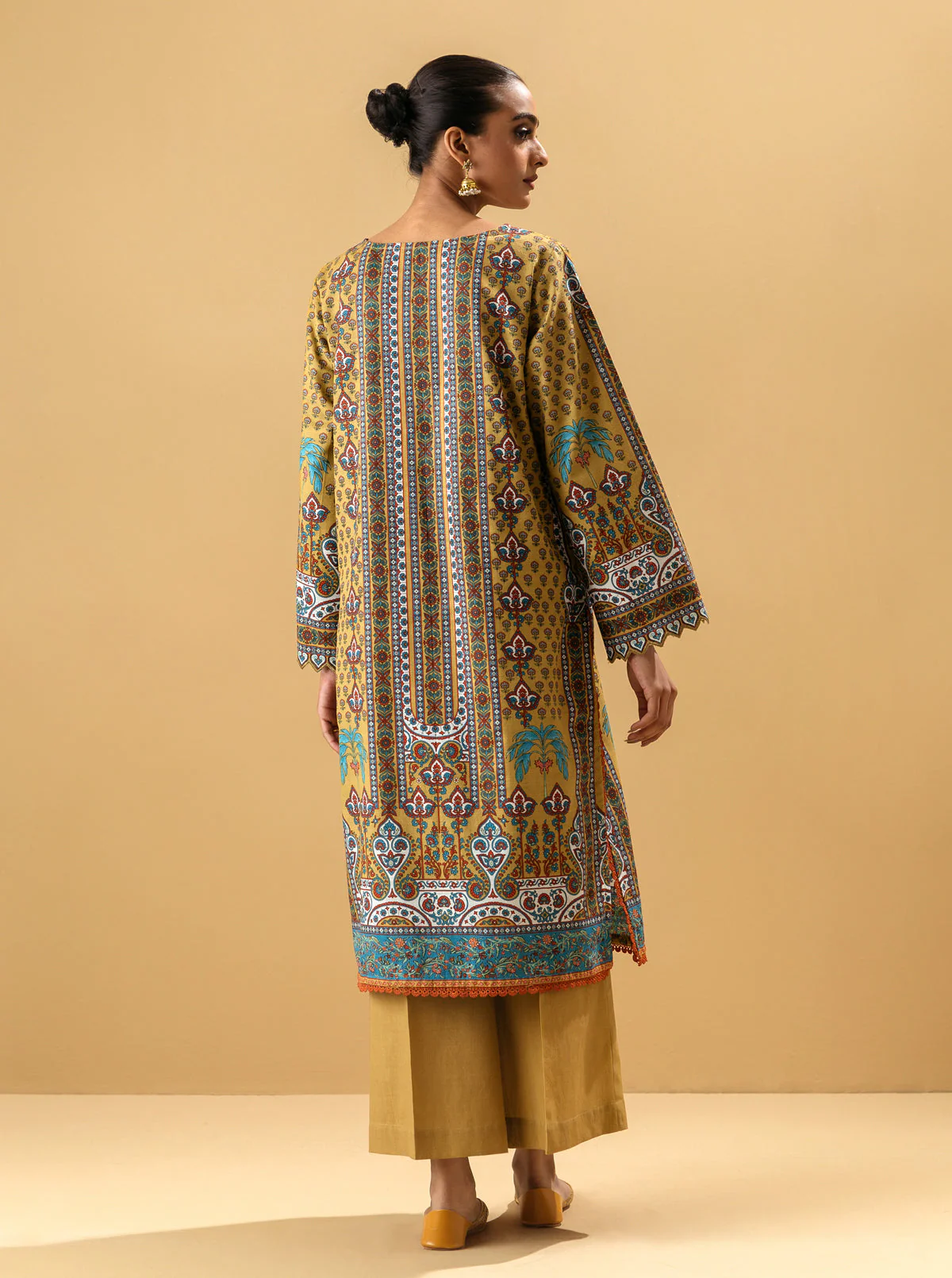 2 PIECE - PRINTED KHADDAR SUIT - GOLDEN SPRUCE - Image 5