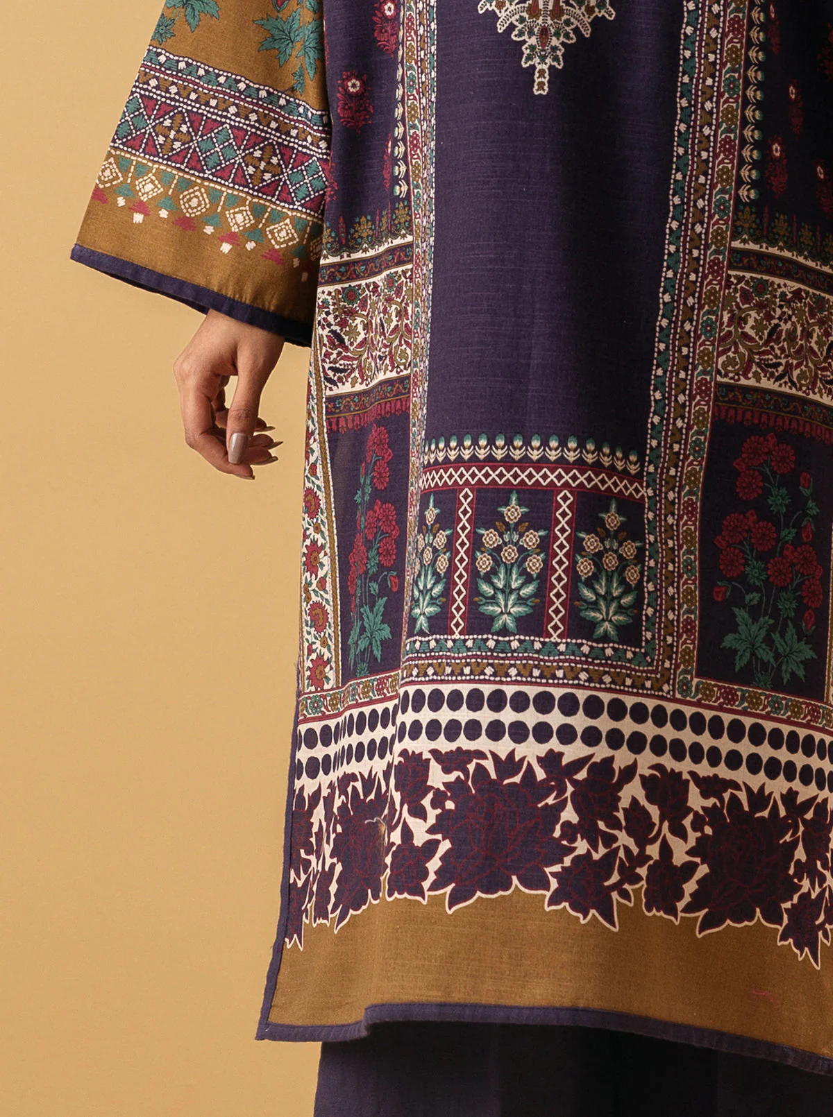 2 PIECE - PRINTED KHADDAR SUIT - IMPERIAL  RUBY - Image 2