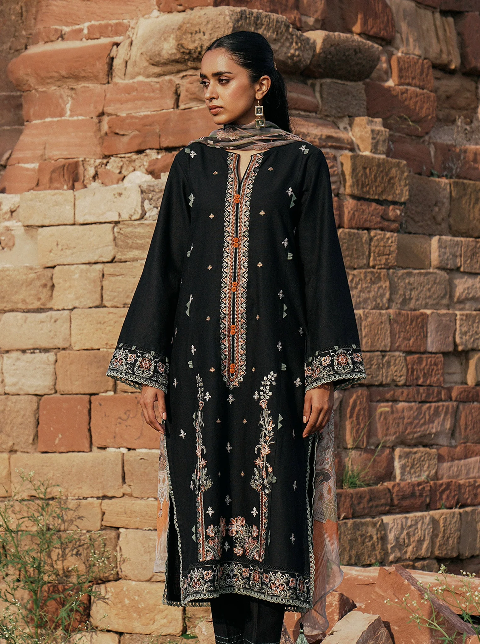3 PIECE - EMBROIDERED KHADDAR SUIT - NOMADIC EDGE - Image 2