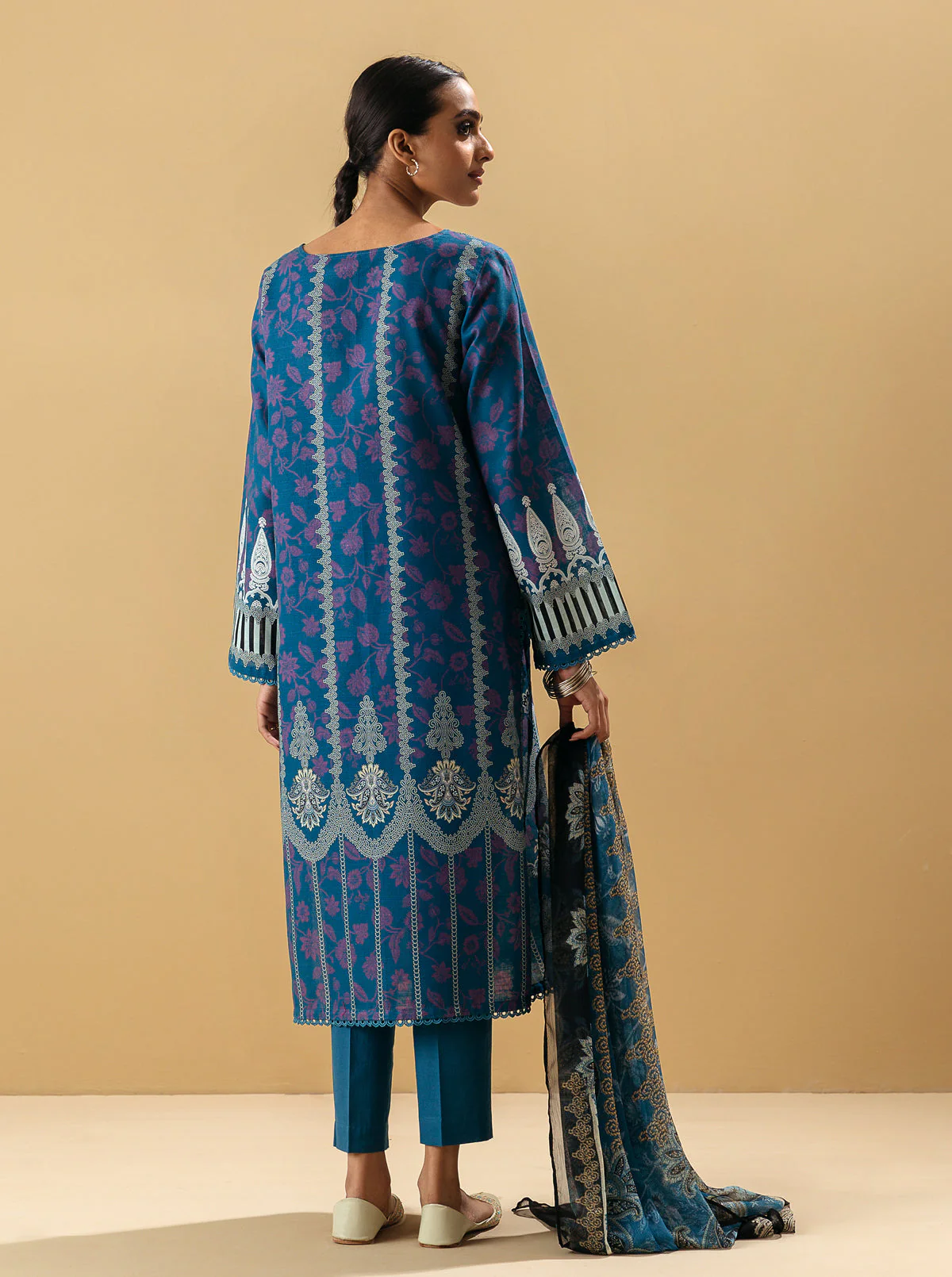 3 PIECE - PRINTED KHADDAR SUIT - BLUE PEACOCK - Image 5