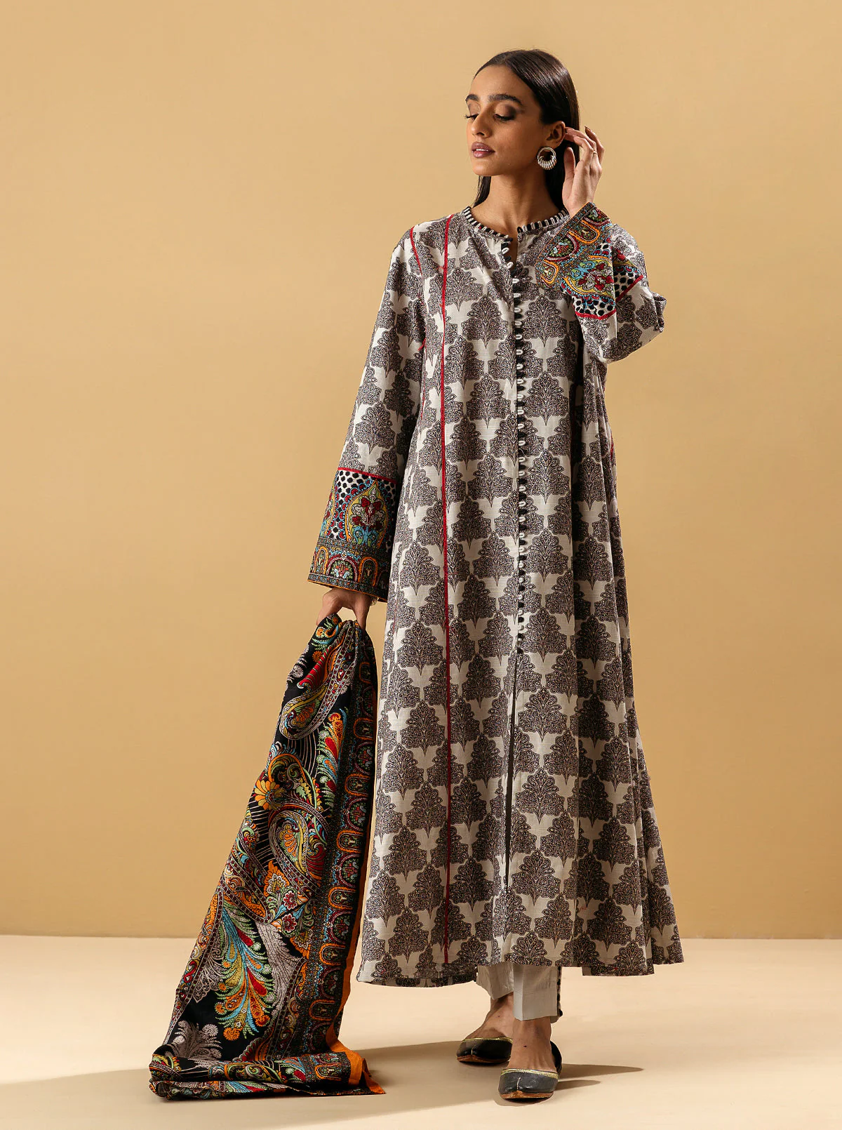 3 PIECE - PRINTED KHADDAR SUIT - MOONLIT OASTS - Image 4
