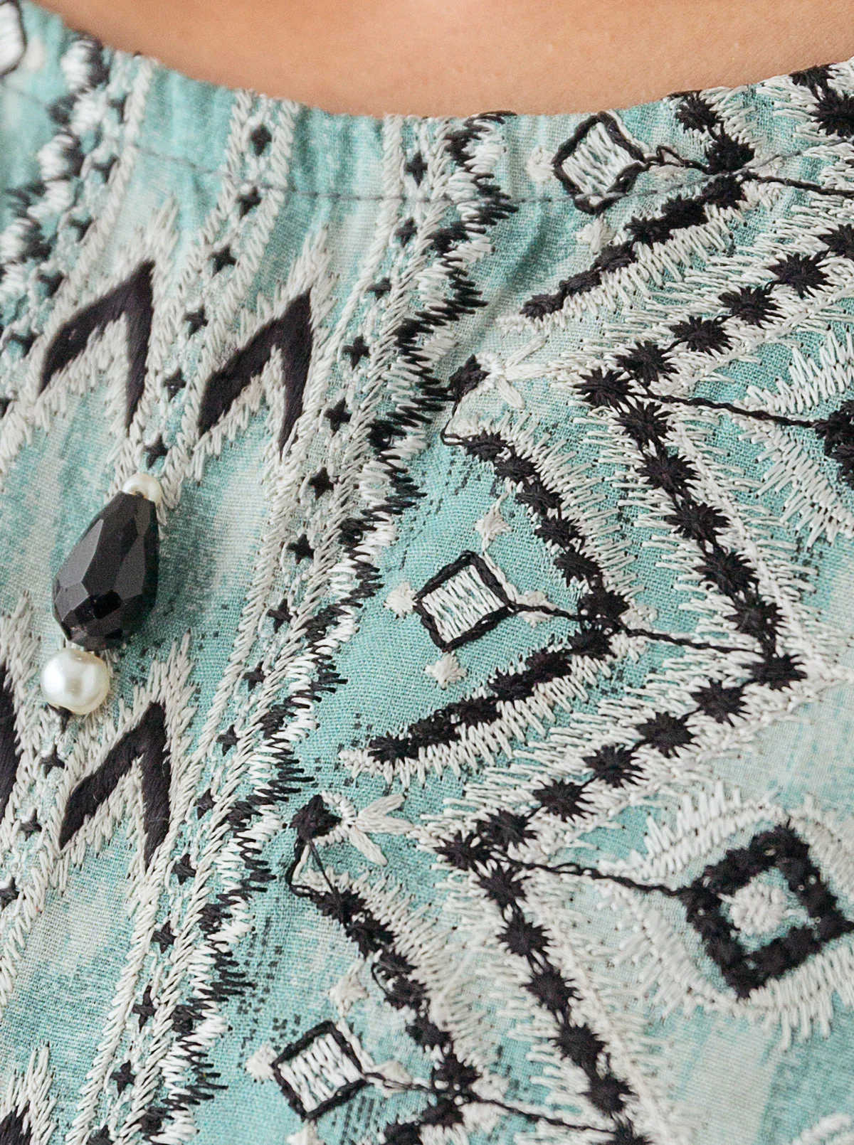 2 PIECE - EMBROIDERED CAMBRIC SUIT - SEA FOAM - Image 4