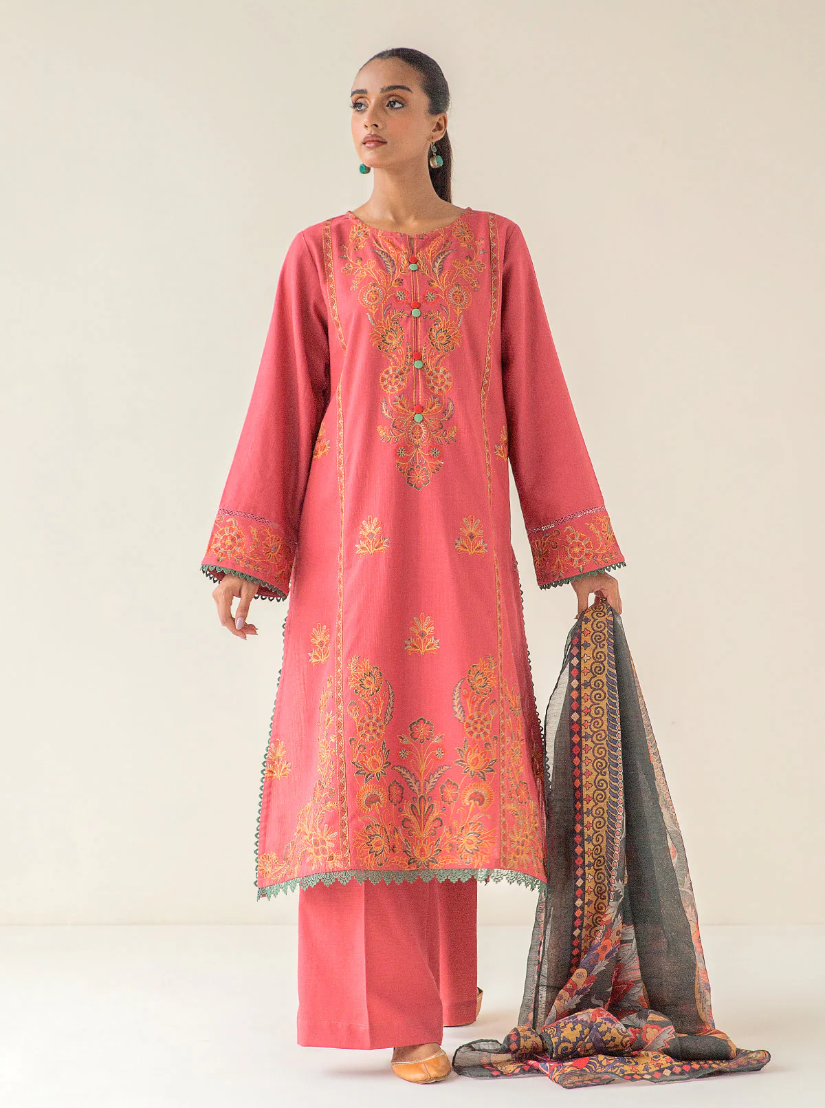 3 PIECE - EMBROIDERED KHADDAR SUIT - GRAND LOTUS - Image 2