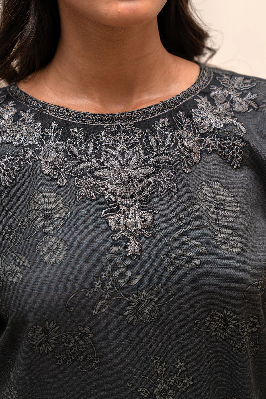 3 PIECE EMBROIDERED KHADDAR SUIT-FOSSIL VERVE (UNSTITCHED) - Image 4