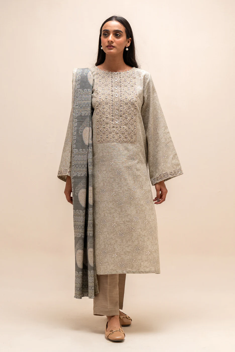 3 PIECE EMBROIDERED KHADDAR SUIT-WHISPERING BEIGE (UNSTITCHED) - Image 2