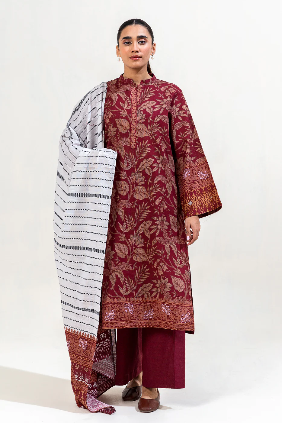 3 PIECE PRINTED KHADDAR SUIT-REGAL RADIANCE (UNSTITCHED) - Image 2