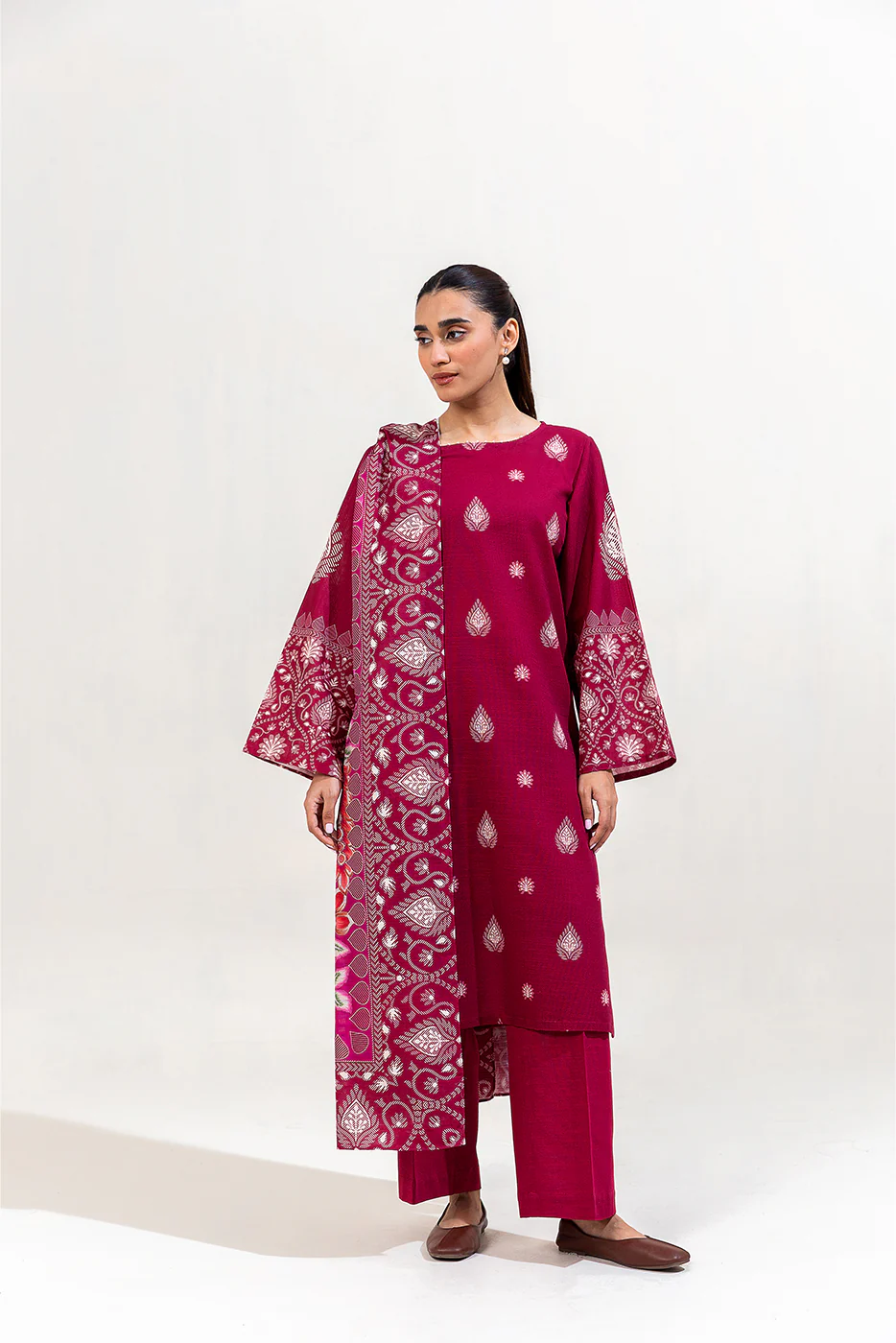 3 PIECE PRINTED KHADDAR SUIT-SANGRIA STITCH (UNSTITCHED) - Image 2