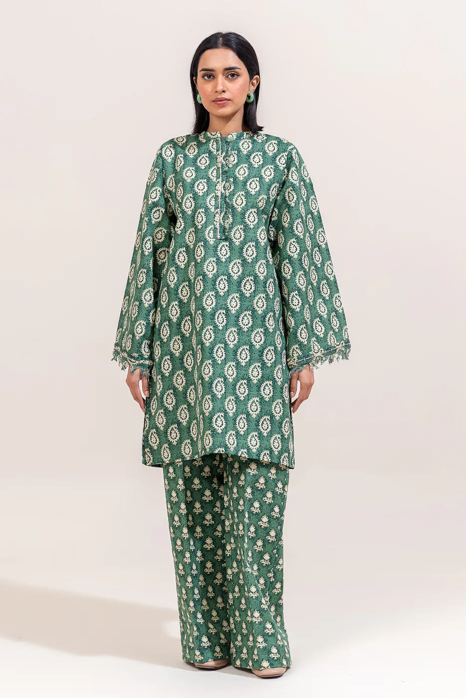 2 PIECE PRINTED KHADDAR SUIT-ETHNIC GREEN (UNSTITCHED) - Image 2