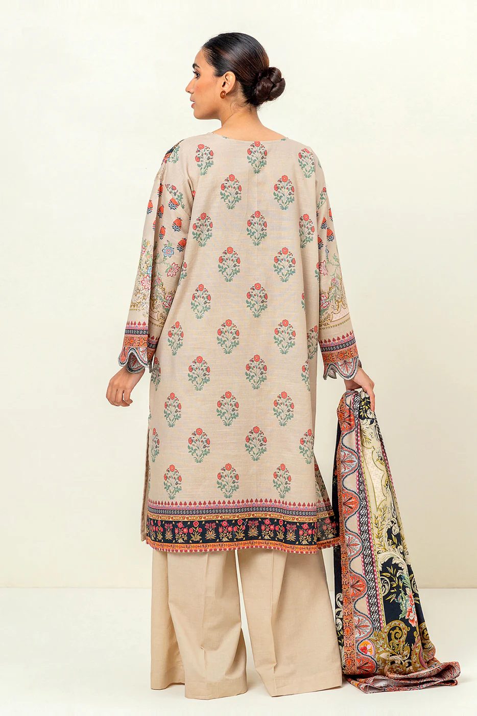 2 PIECE EMBROIDERED KHADDAR SUIT-ELEGANT IVORY (UNSTITCHED) - Image 3