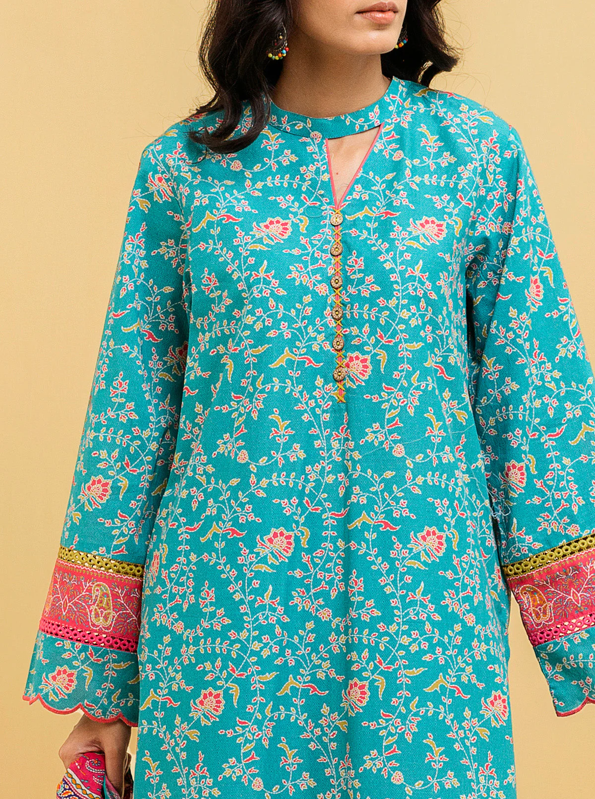 2 PIECE - PRINTED LAWN SUIT - MAGICAL FLORALS - Image 4