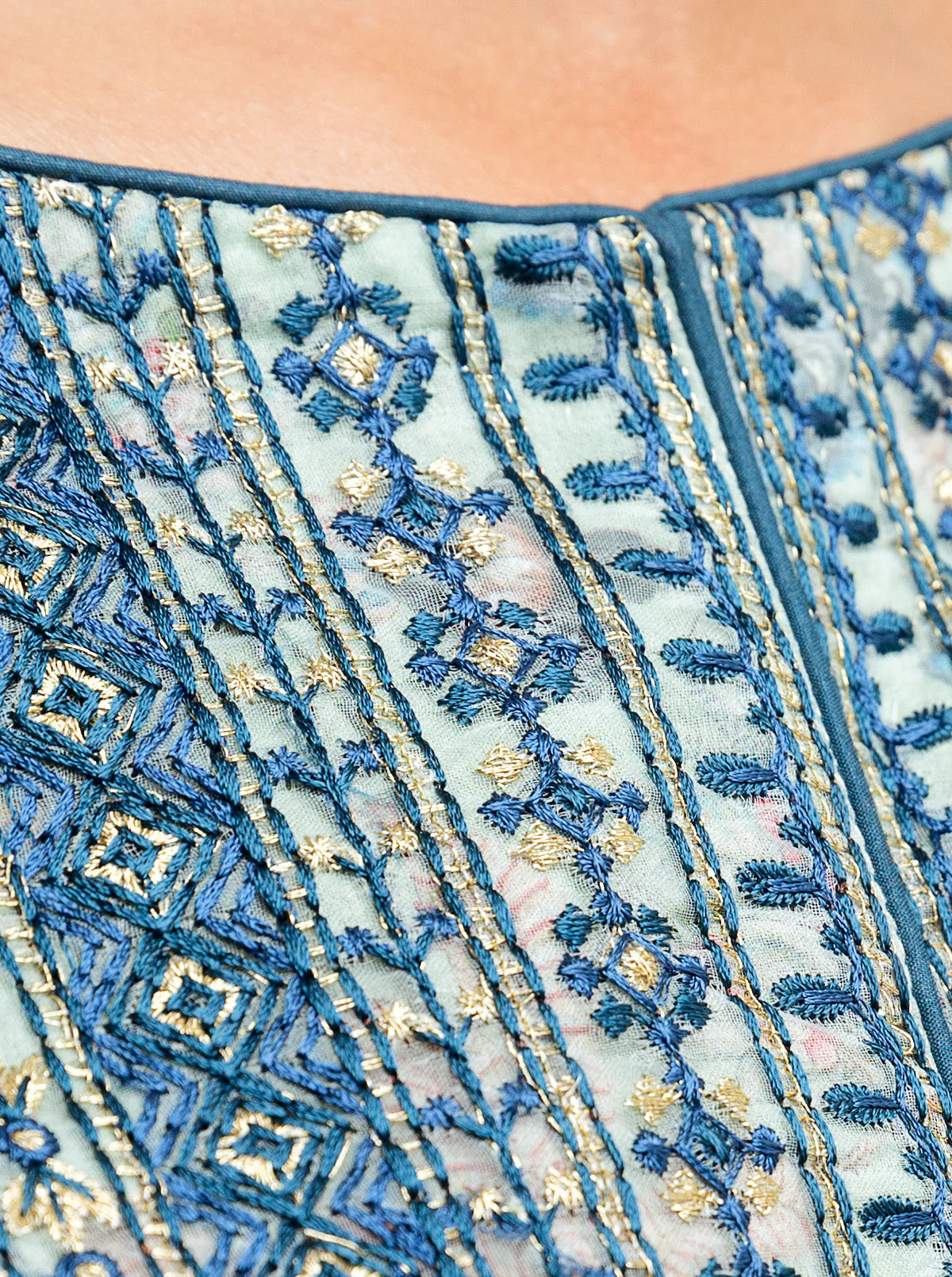 3 PIECE - EMBROIDERED LAWN SUIT - CHINTZ CHARM - Image 5