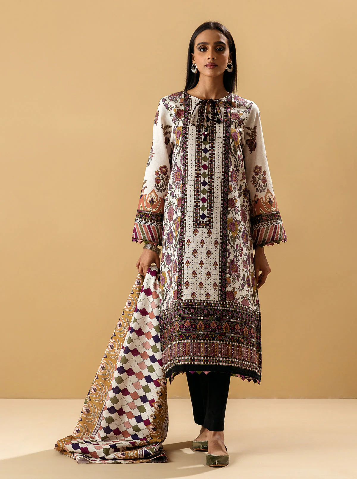 2 PIECE - PRINTED KHADDAR SUIT - LVIS ORCHID - Image 4