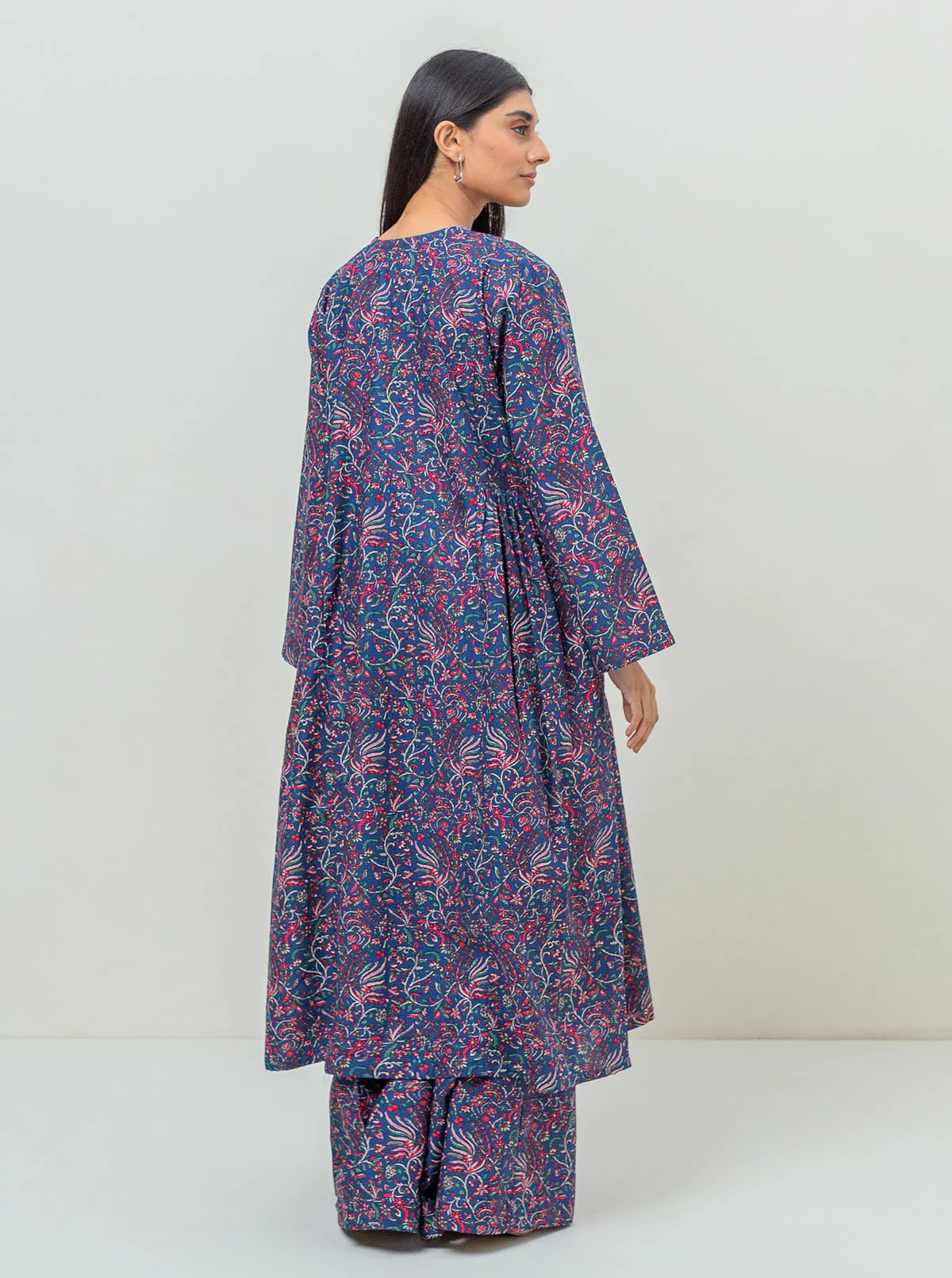 2 PIECE - PRINTED KHADDAR SUIT - DARK FOLIAGE - Image 2