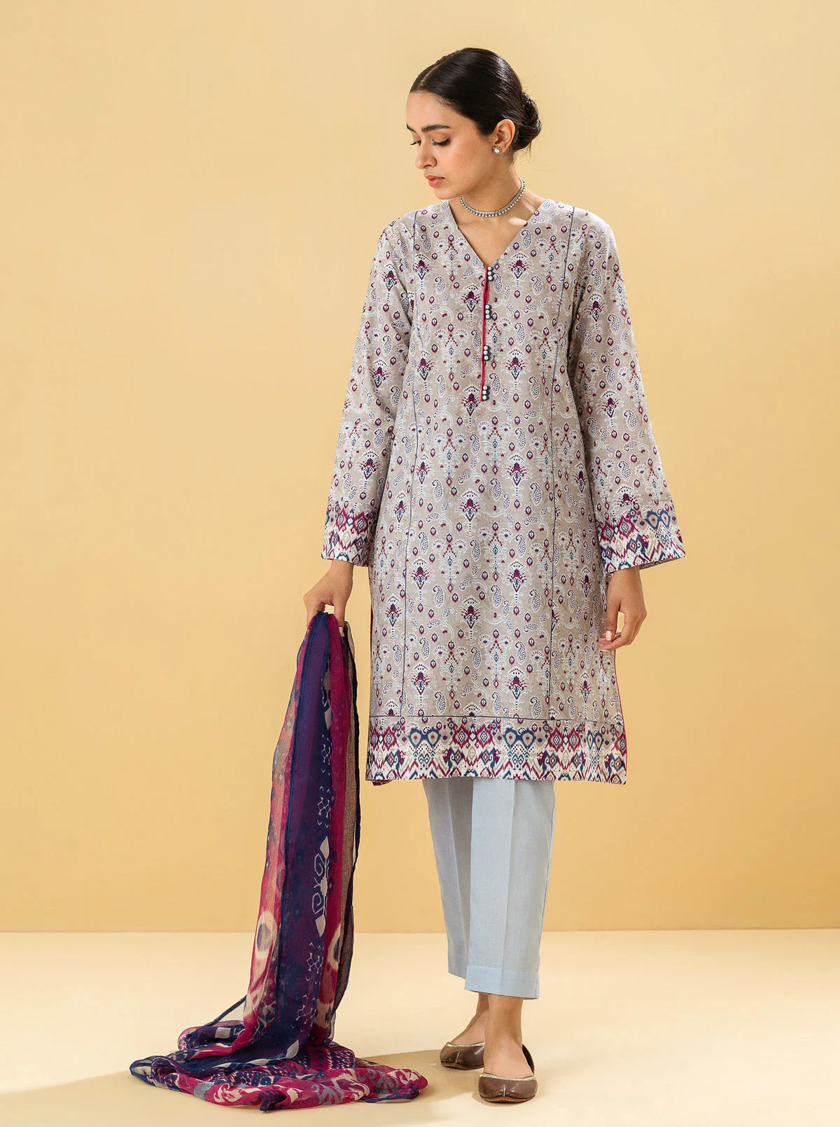 2 PIECE - PRINTED LAWN SUIT - PEARL GREY - Image 3