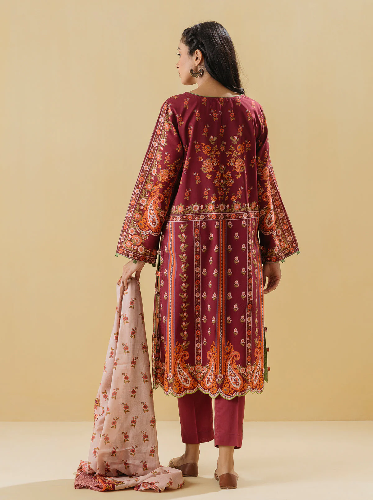 3 PIECE - PRINTED LAWN SUIT - CRIMSON BLUSH - Image 5