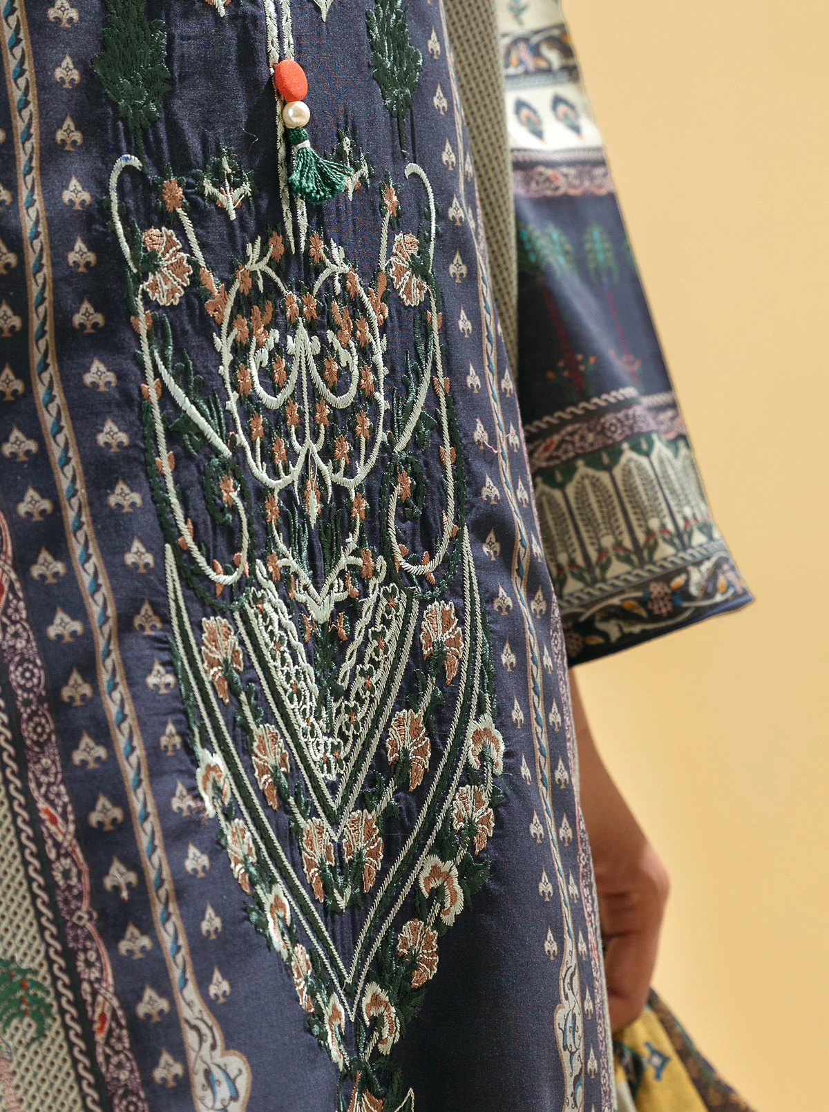 3 PIECE - EMBROIDERED LAWN SUIT - ROCOCO CHARM - Image 5