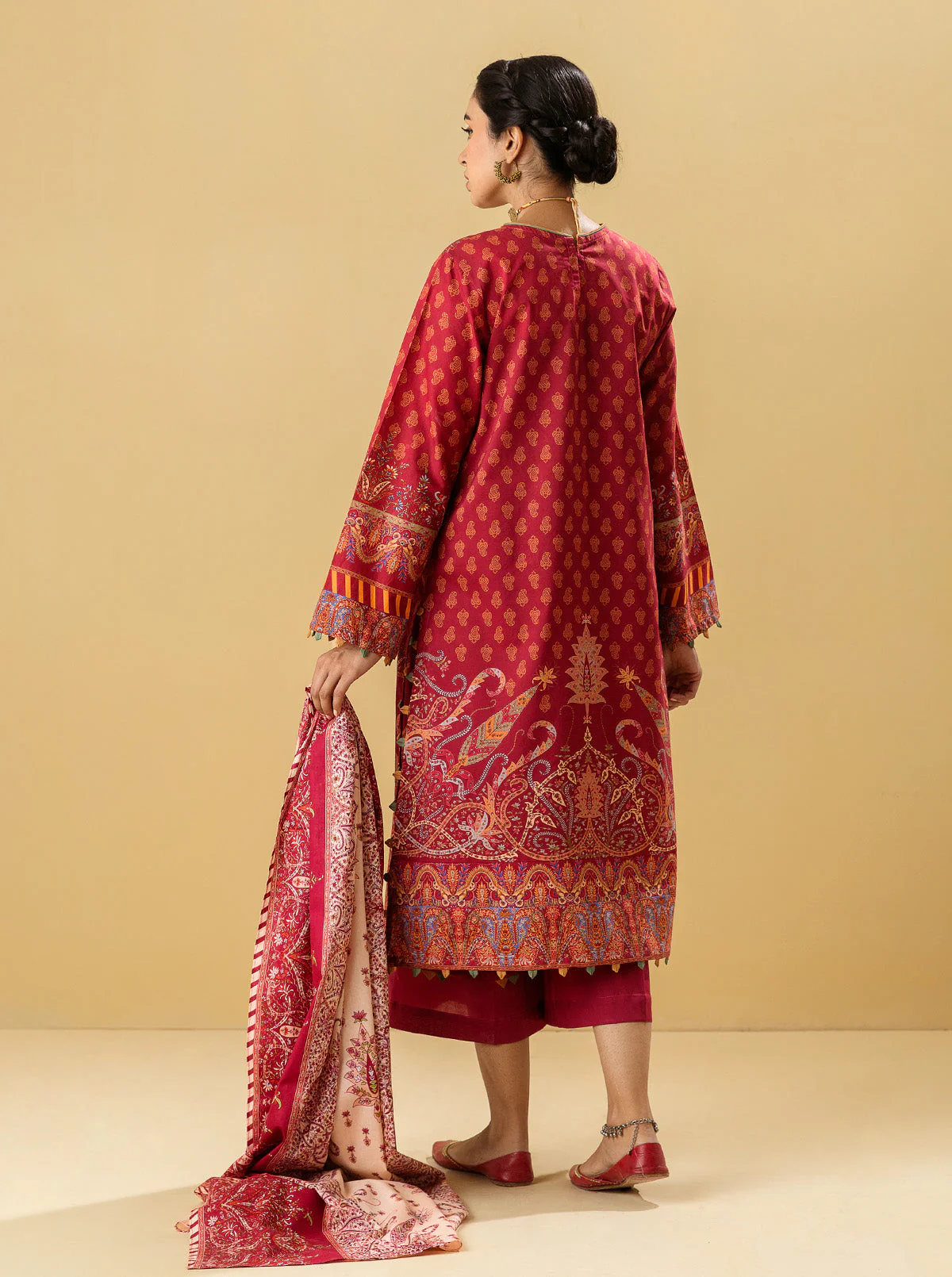 3 PIECE - EMBROIDERED  LAWN SUIT - ORIENTAL RED - Image 6