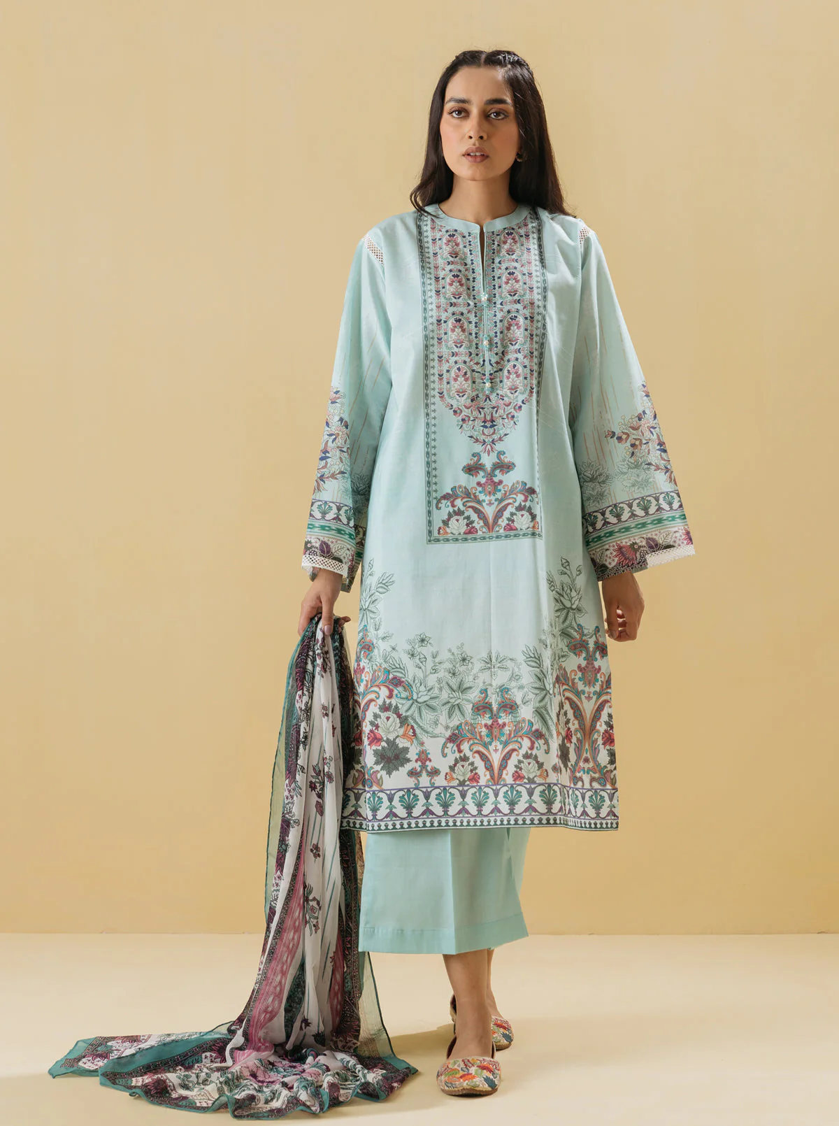 3 PIECE - PRINTED LAWN SUIT - CHALK BLUE - Image 4