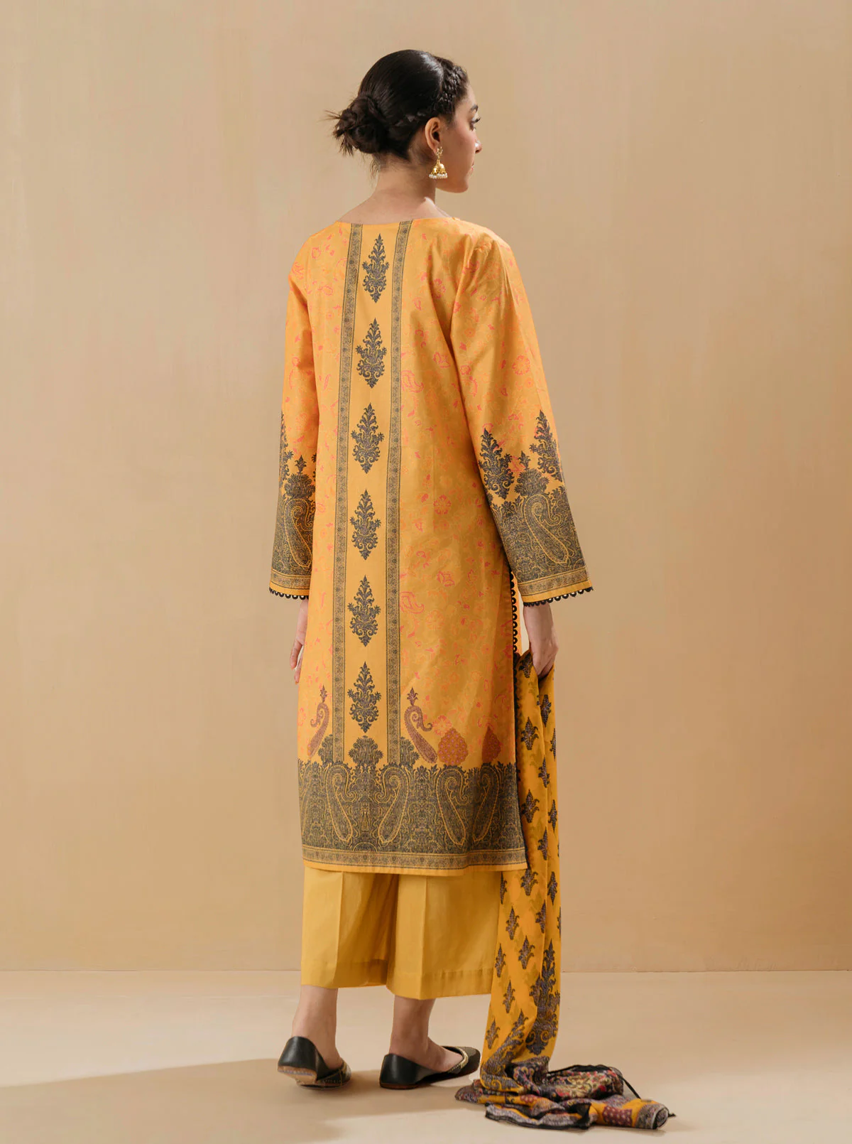 3 PIECE - EMBROIDERED LAWN SUIT - OPAL YELLOW - Image 4