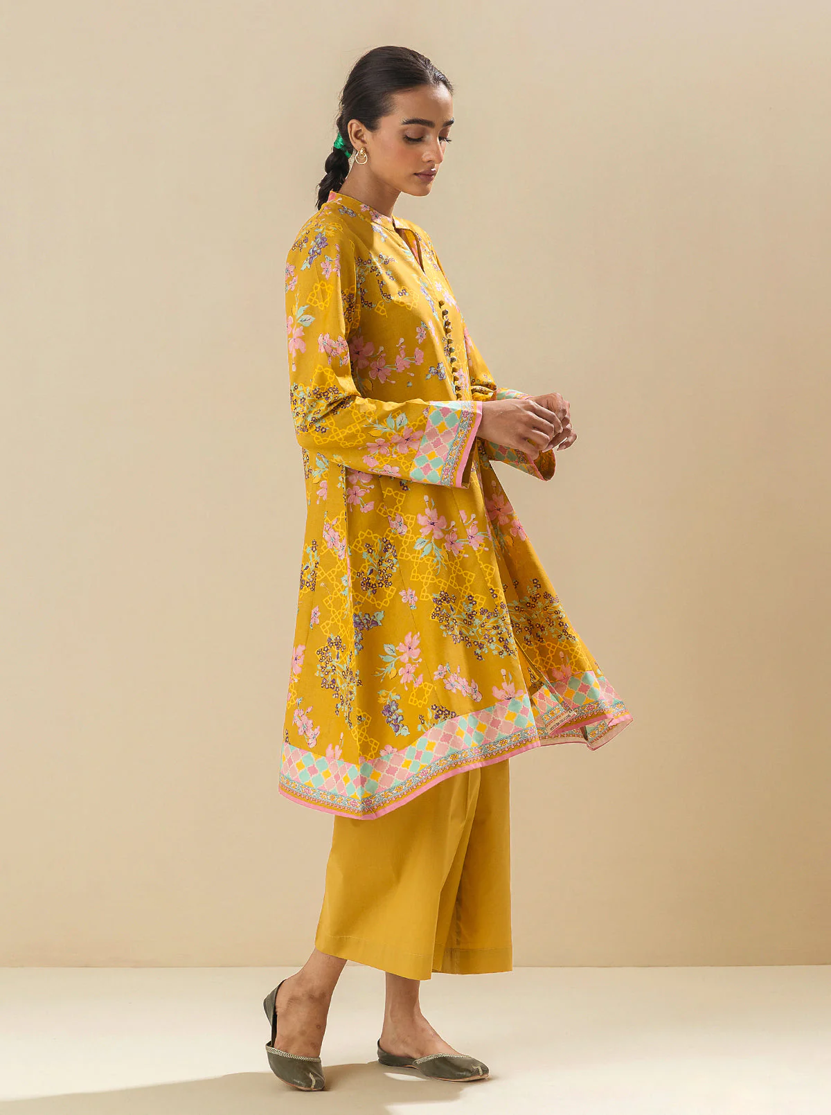 1 PIECE - PRINTED LAWN SHIRT - PRAIRIE SAND - Image 2