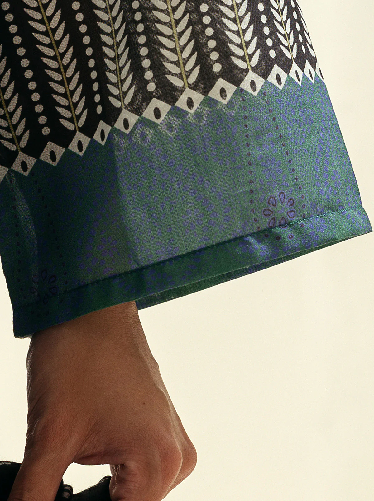3 PIECE - PRINTED LAWN SUIT - LYON SKY - Image 5