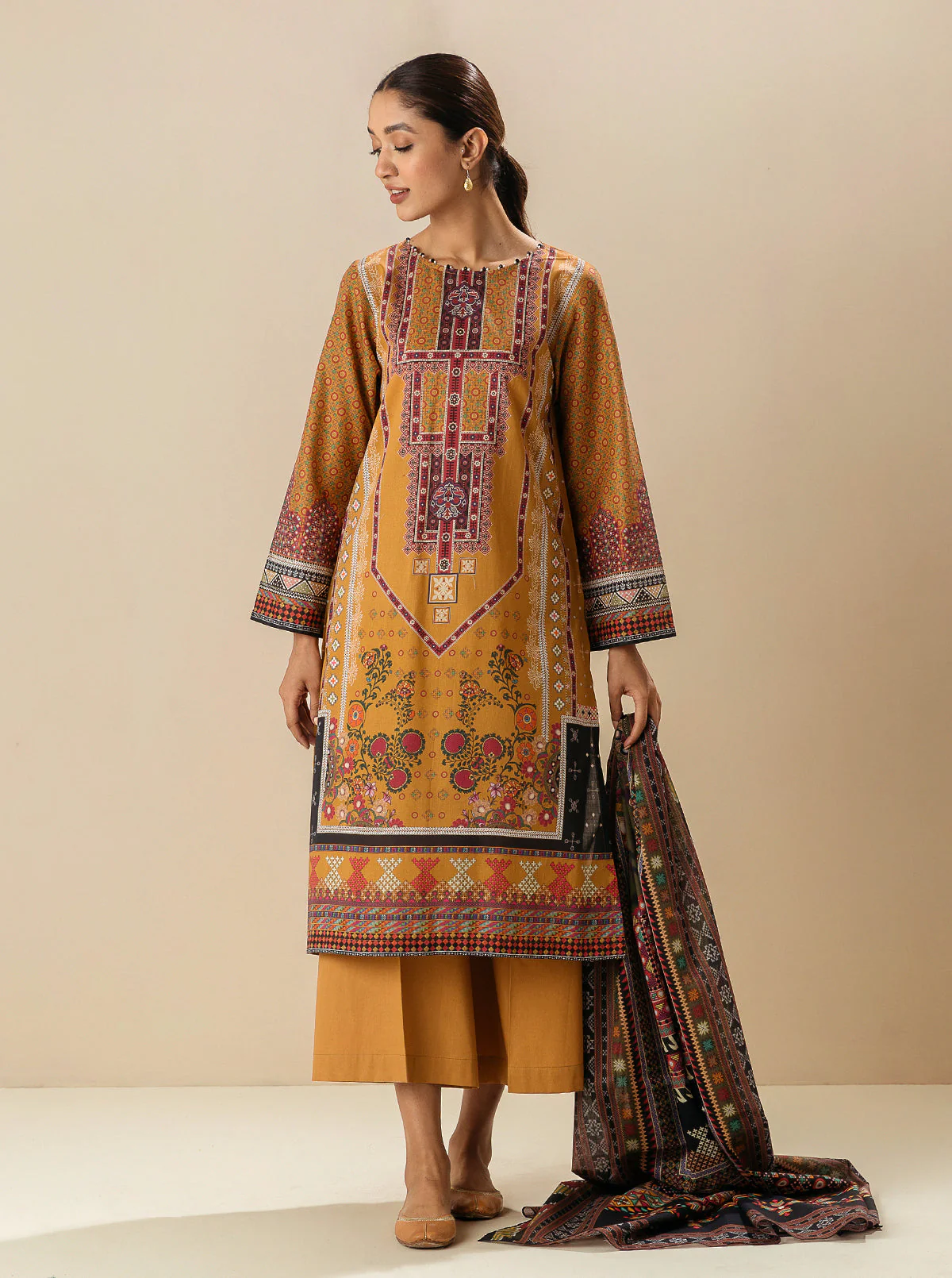 3 PIECE - PRINTED LAWN SUIT - BEDOUIN GRACE - Image 4