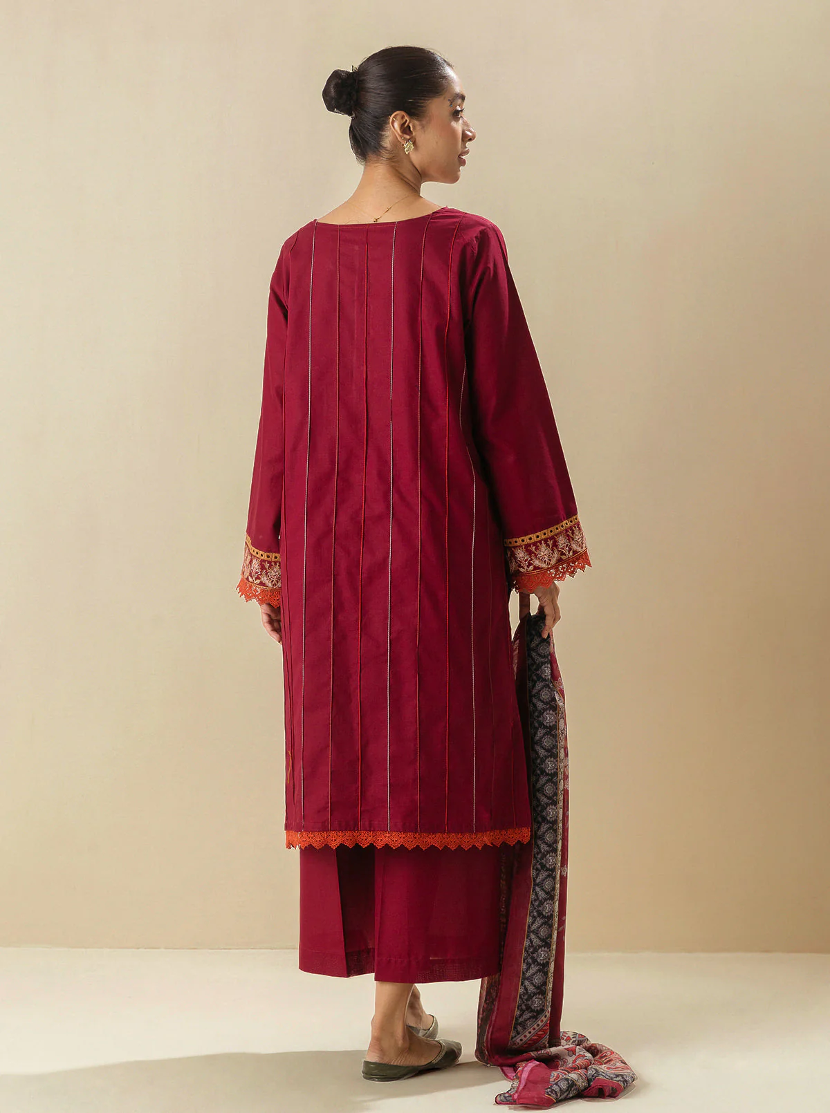 3 PIECE - EMBROIDERED LAWN SUIT - RED DAHLIA - Image 5