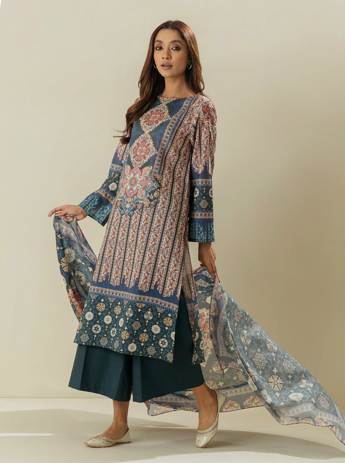 3 PIECE - PRINTED  LAWN SUIT - BLUEBERRY MOONLIGHT - Image 2