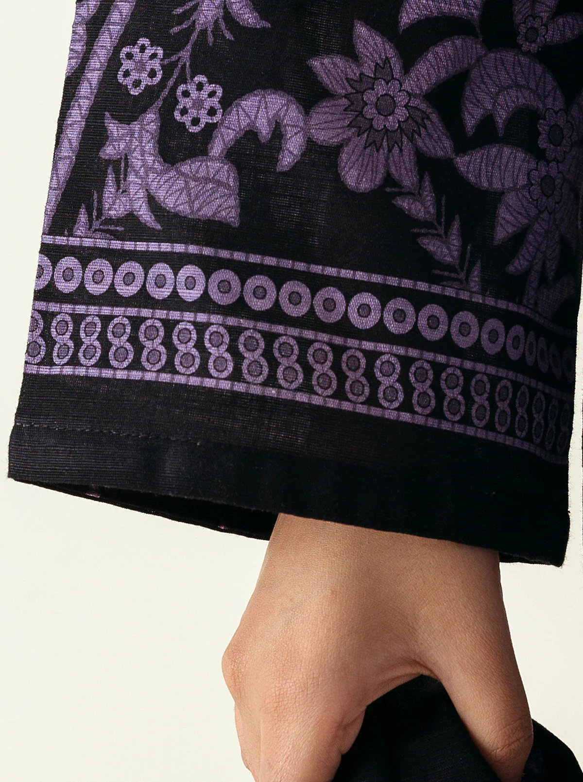 2 PIECE - PRINTED KHADDAR SUIT - OLDE WORLD - Image 5