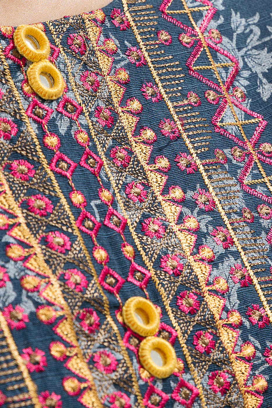 3 PIECE - EMBROIDERED  KHADDAR SUIT - DENIM - Image 2