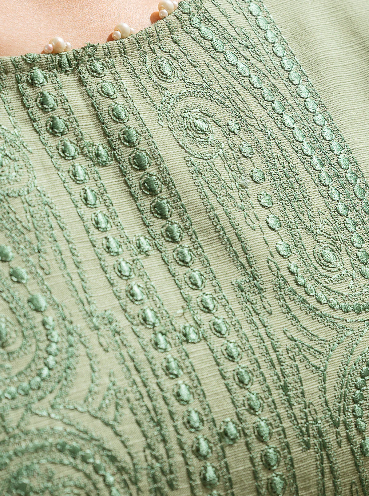 3 PIECE - EMBROIDERED  KHADDAR SUIT - GREEN EARTH - Image 4