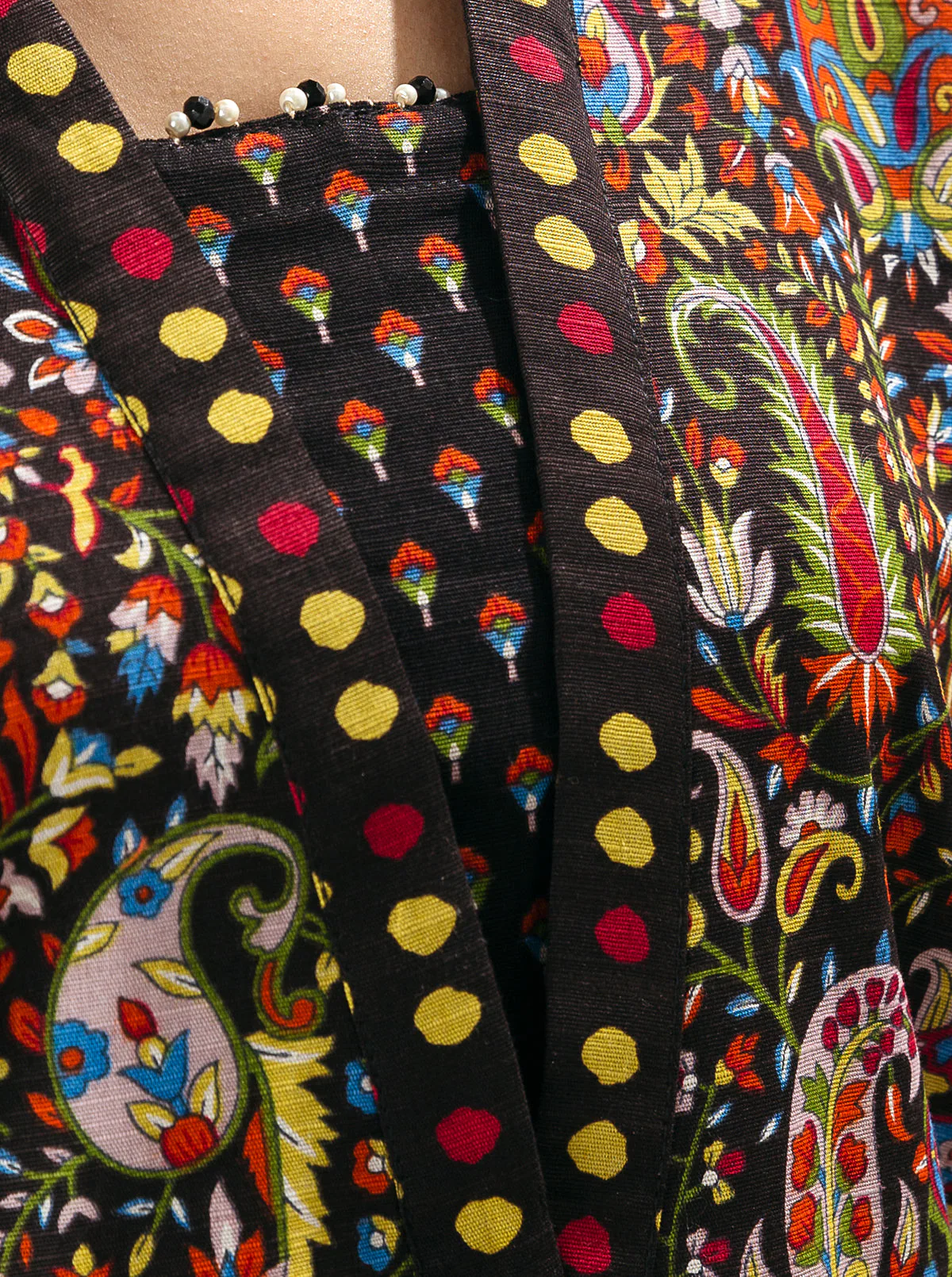 3 PIECE - PRINTED KHADDAR SUIT - DAHLIA - Image 4