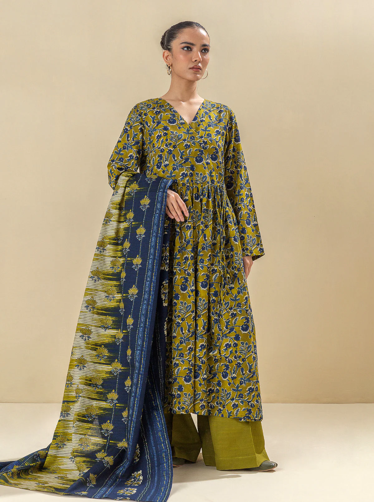 3 PIECE - PRINTED KHADDAR SUIT - SUNNY TRAIL - Image 3