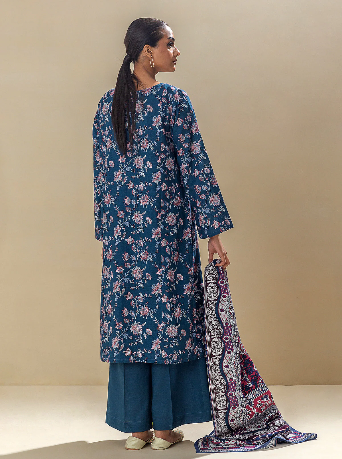 3 PIECE - PRINTED KHADDAR SUIT - ERA OF ROYALTY - Image 5