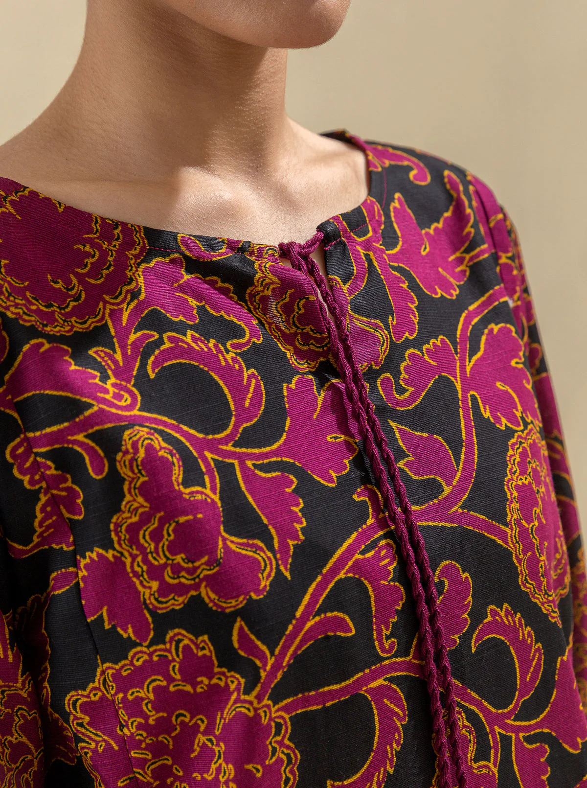 2 PIECE - PRINTED KHADDAR SUIT WITH HERRINGBONE SHAWL - MAGICIANS BEAM - Image 5