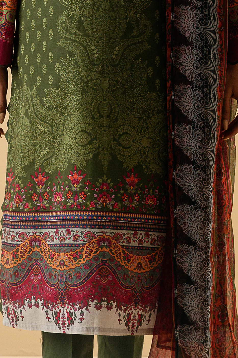 3 PIECE - PRINTED LAWN SUIT - DELICATE DECO - Image 2