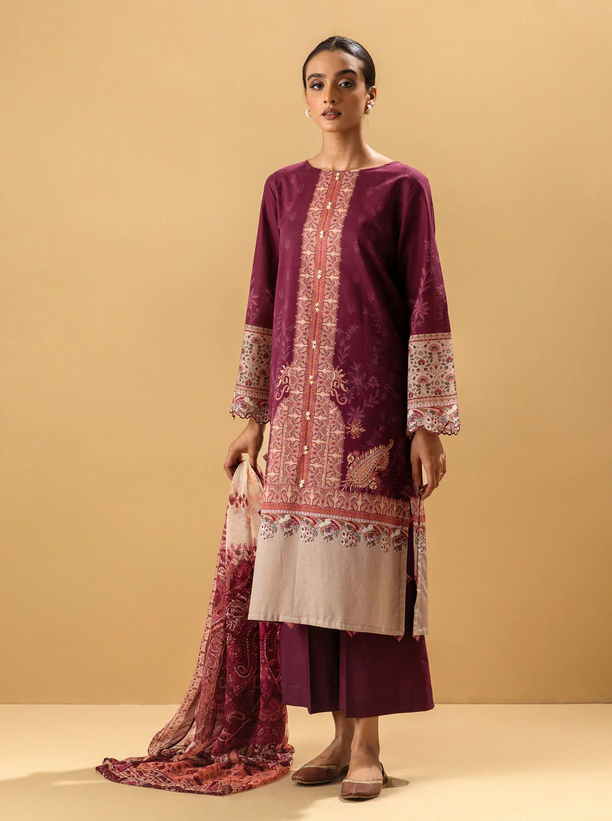 3 PIECE - PRINTED LAWN SUIT - MAGENTA HAZE - Image 4