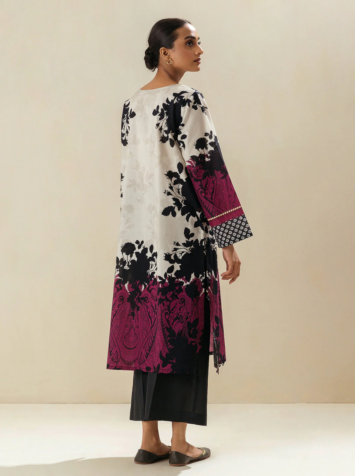 1 PIECE - PRINTED LAWN SHIRT - ROUGE SILHOUETTE - Image 2