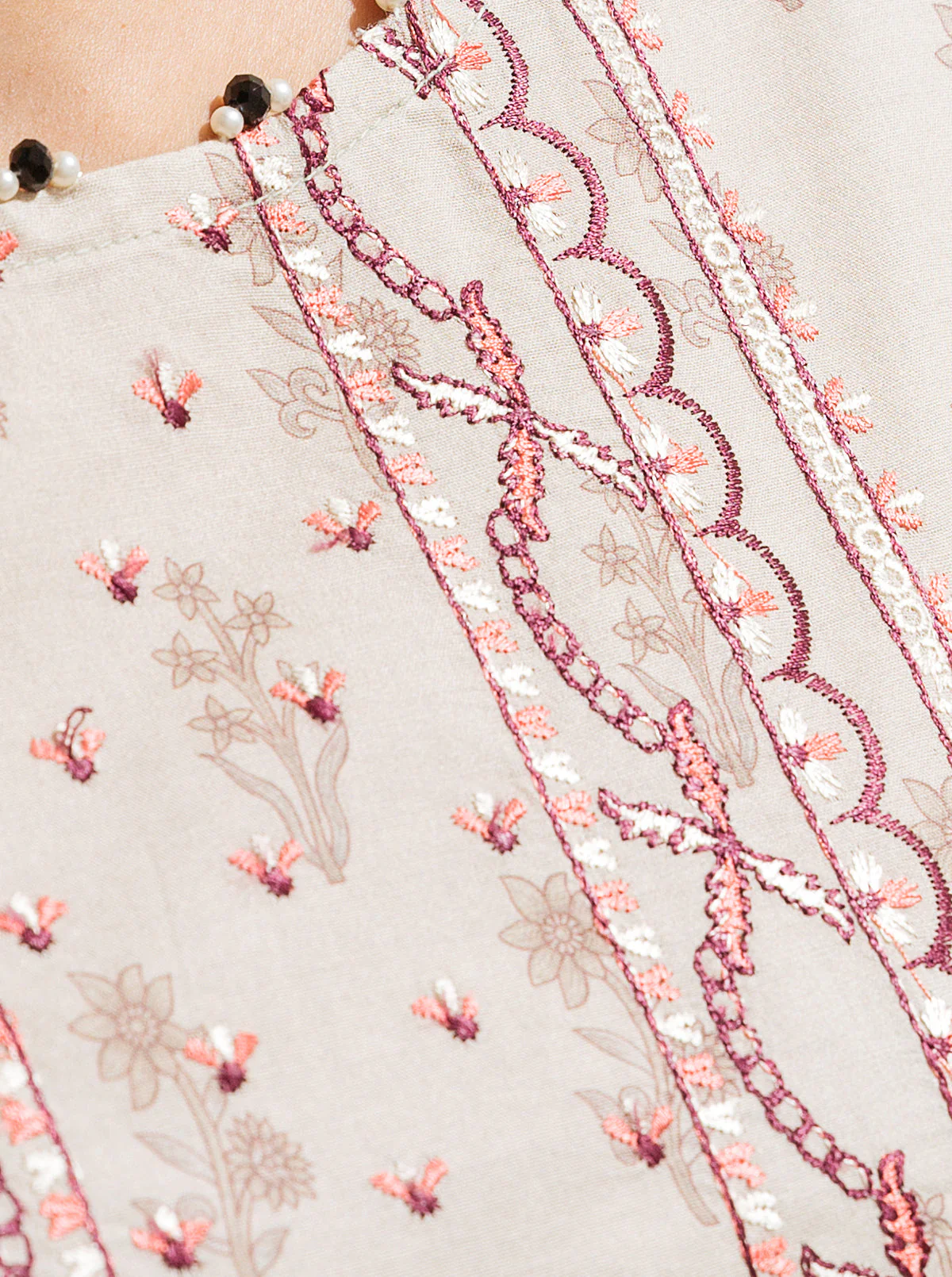 3 PIECE - EMBROIDERED LAWN SUIT - WHITE WHISPER - Image 4