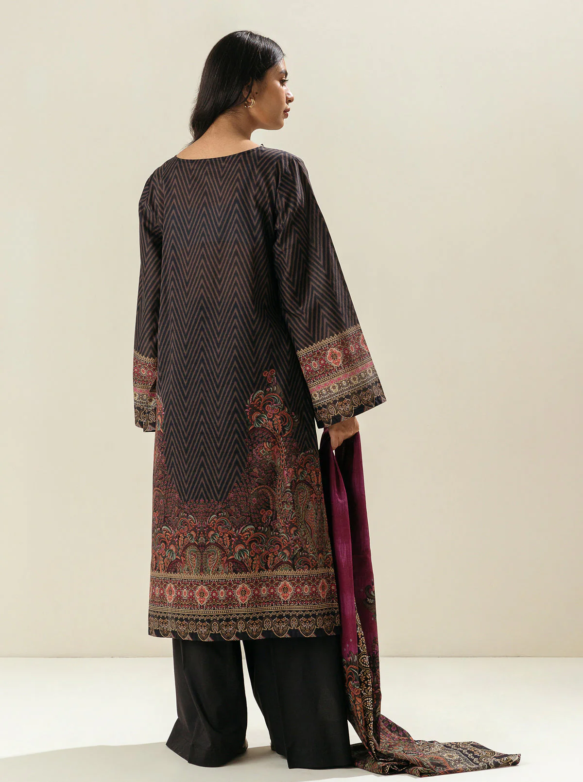 3 PIECE - PRINTED LAWN SUIT - NIGHT SKY - Image 4