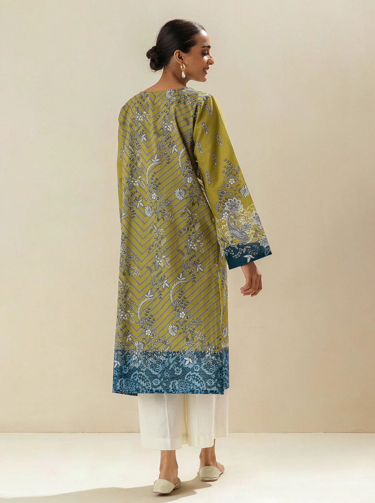 1 PIECE - PRINTED LAWN SHIRT - PIQUANT PANSY - Image 2