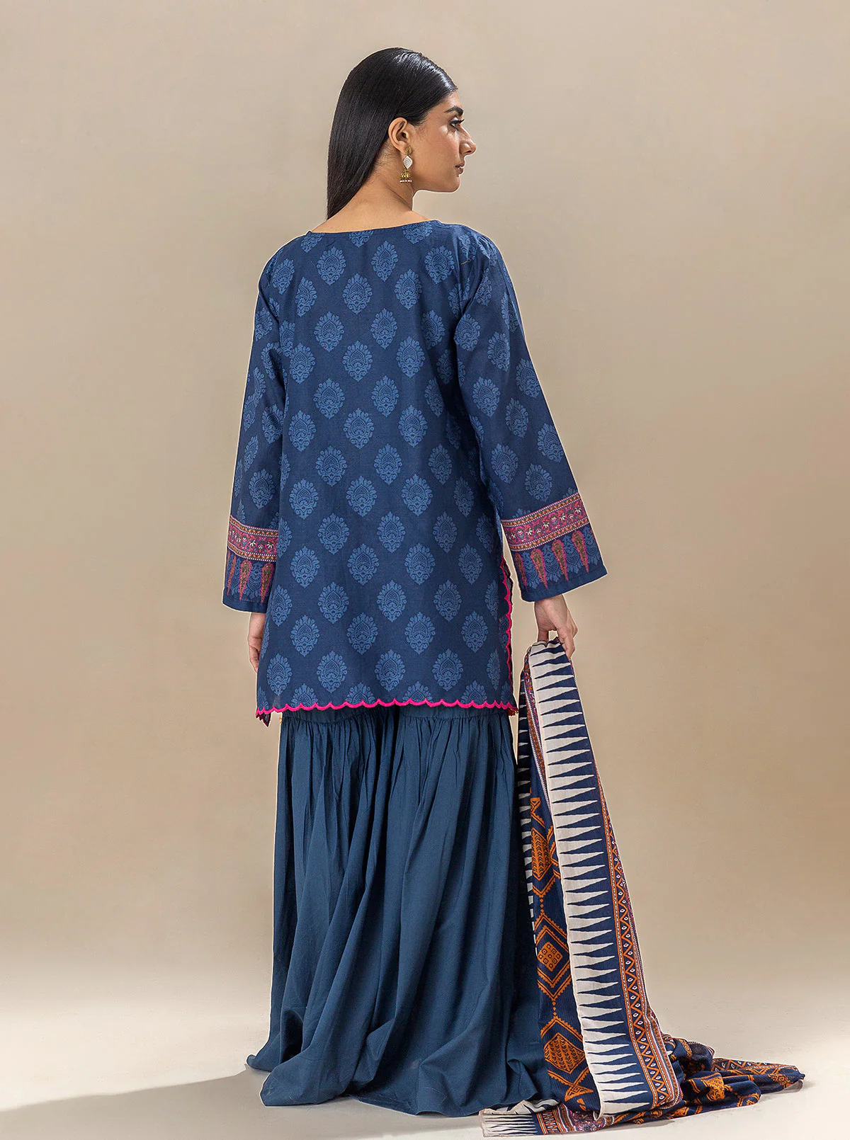2 PIECE EMBROIDERED LAWN SUIT-METALIC SHIMMERS (UNSTITCHED) - Image 3
