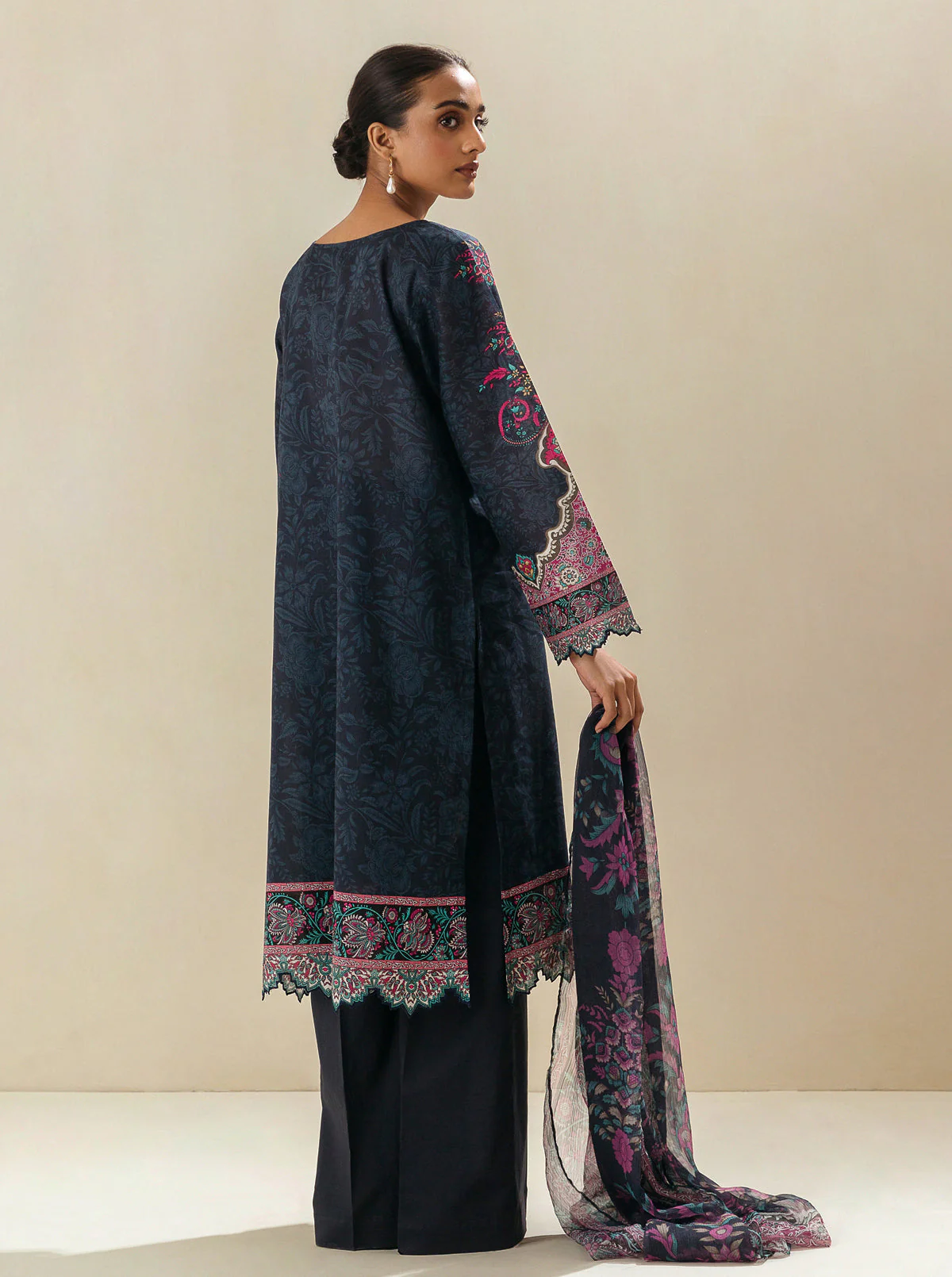 3 PIECE - EMBROIDERED LAWN SUIT - BARITONE BRICKS - Image 3