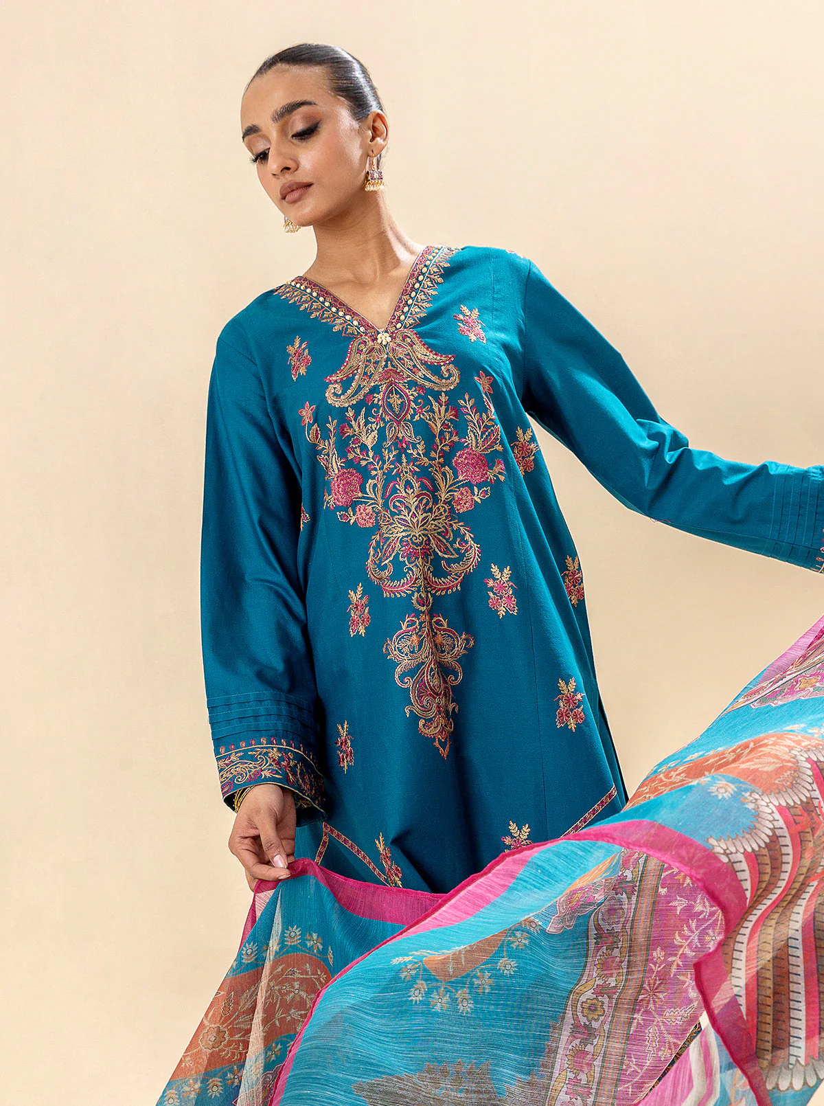 3 PIECE EMBROIDERED LAWN SUIT-OCEAN DEPTHS (UNSTITCHED) - Image 2