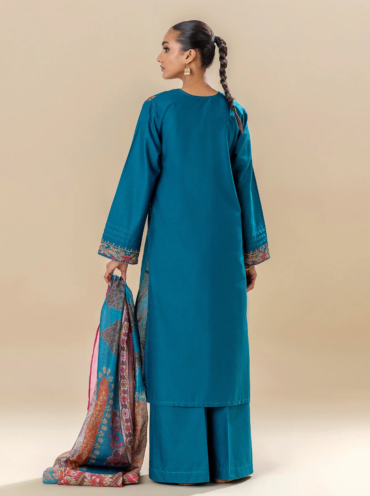 3 PIECE EMBROIDERED LAWN SUIT-OCEAN DEPTHS (UNSTITCHED) - Image 5