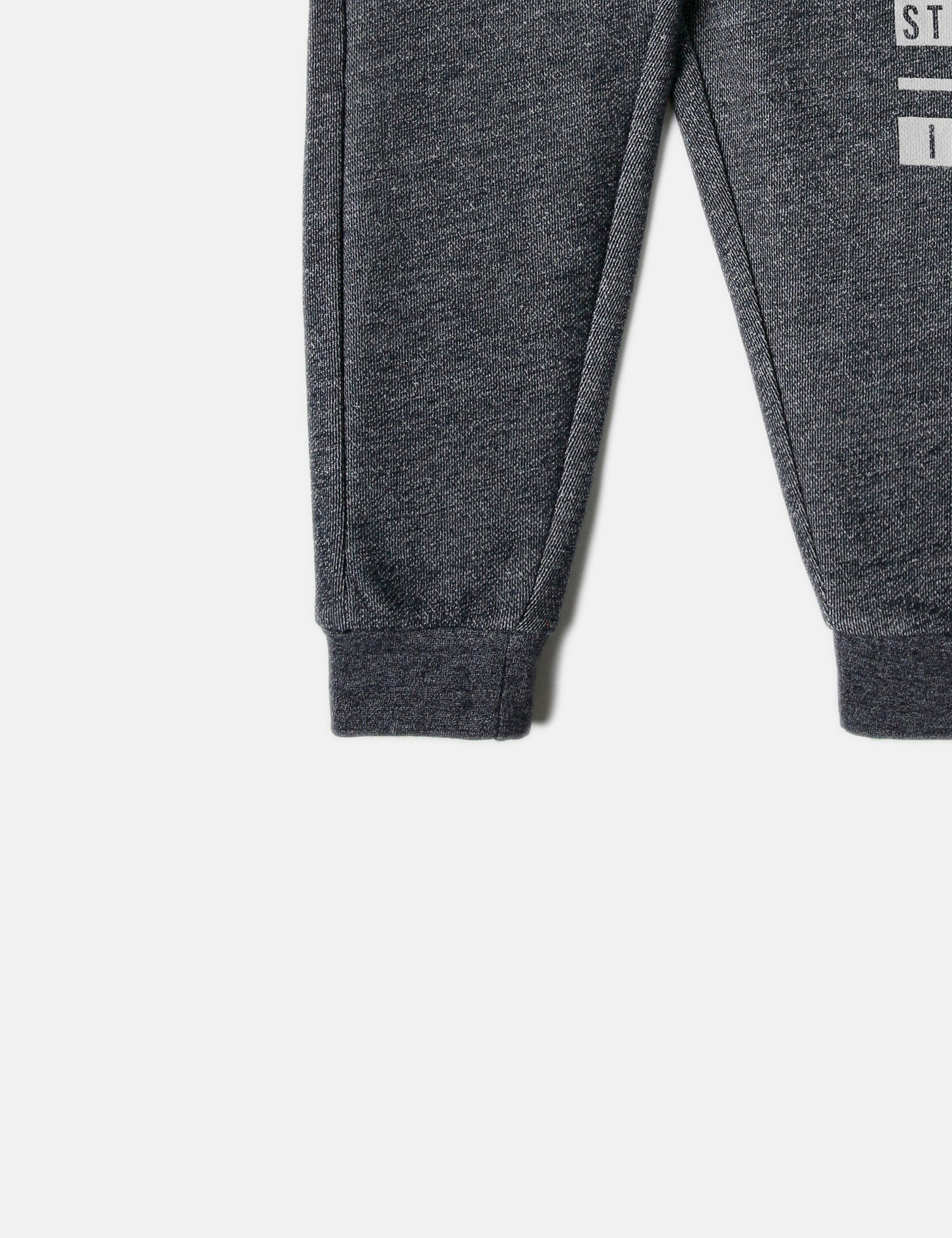 Shorts & Trousers - Image 3